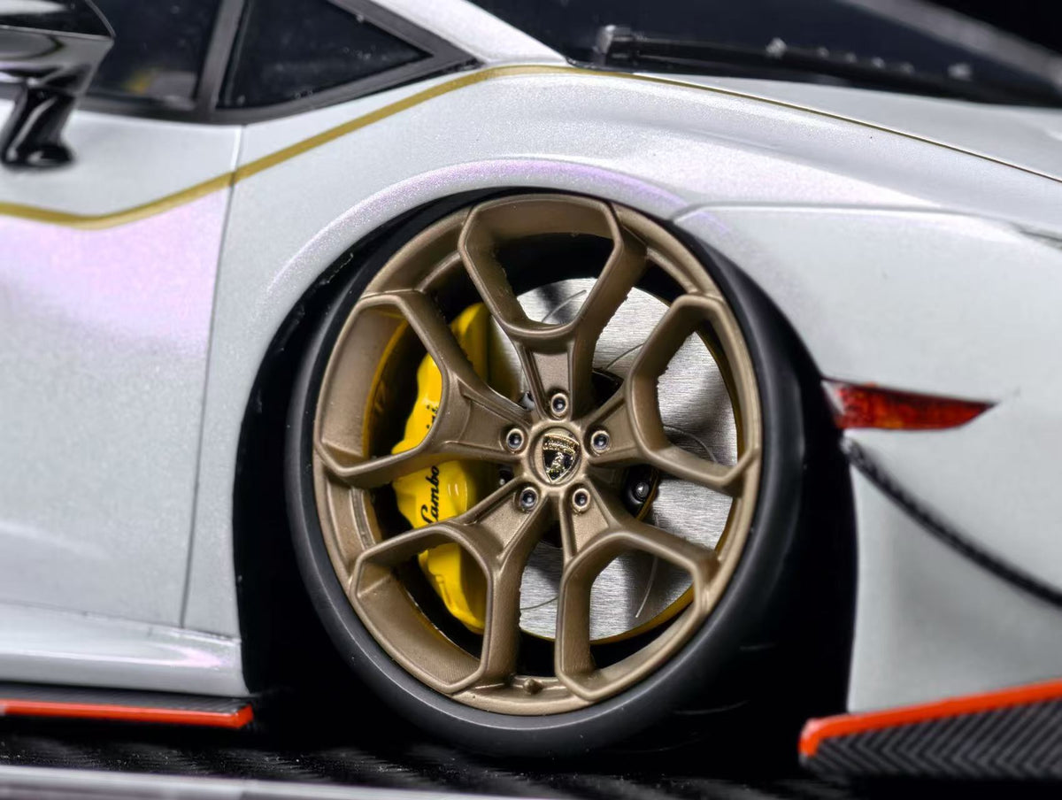 [Preorder] MCM 1:18 1962 Lamborghini Cartelfunds LP610-4 Twin-Turbo (6 Colours)