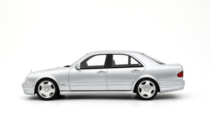 [Preorder] OttO 1:18 MERCEDES-BENZ E55 AMG W210 BRILLIANT SILVER 744 2001 OT459