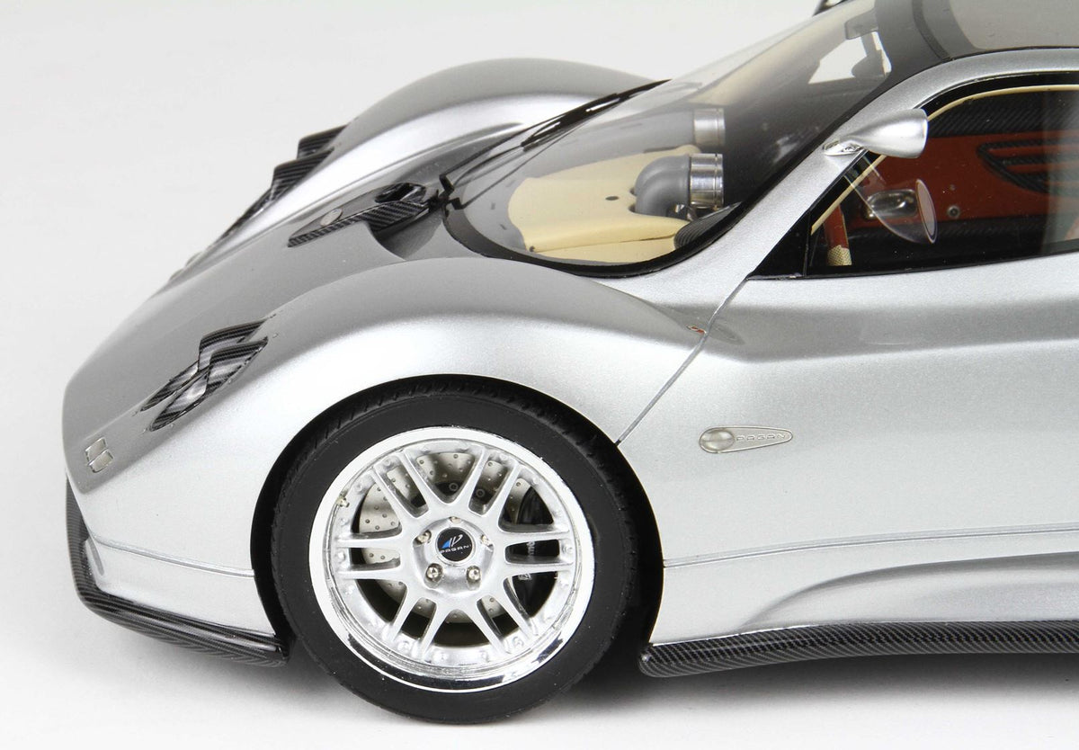 BBR Model 1:18 Pagani ZONDA C12 20th anniversary restoration - Silver