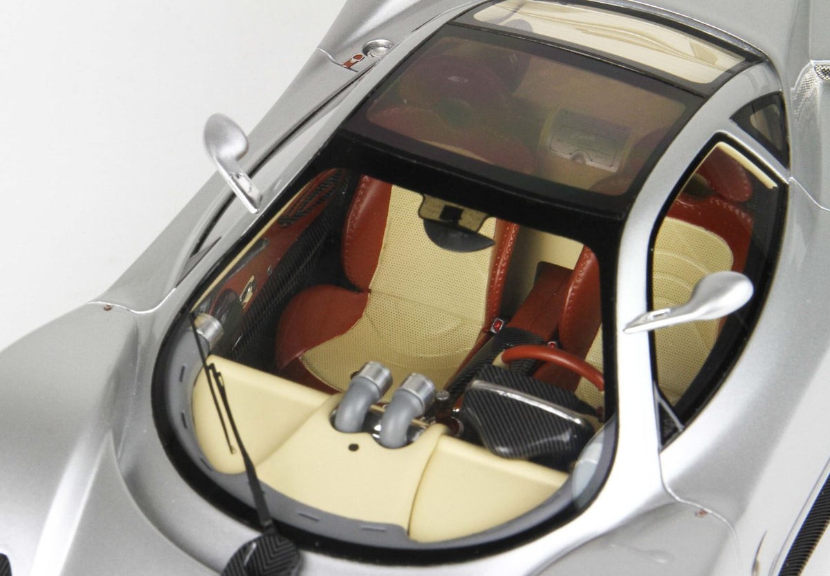 BBR Model 1:18 Pagani ZONDA C12 20th anniversary restoration - Silver