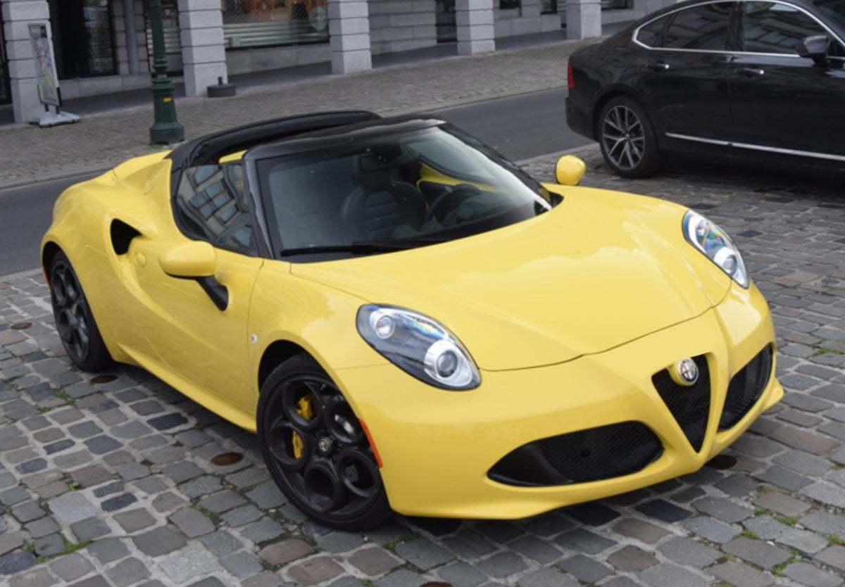 [Preorder] BBR 1:18 Alfa Romeo 4C Spider (4 Colours)