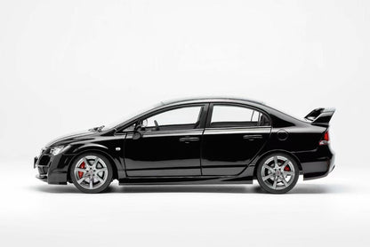 MOTORHELIX 1:18 Honda Civic Type R (FD2) 2007 Facelift M85406