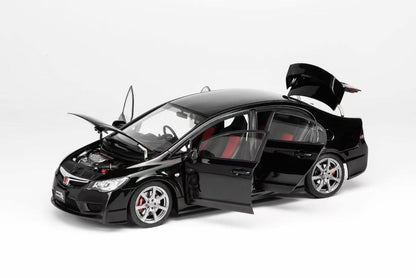 MOTORHELIX 1:18 Honda Civic Type R (FD2) 2007 Facelift M85406