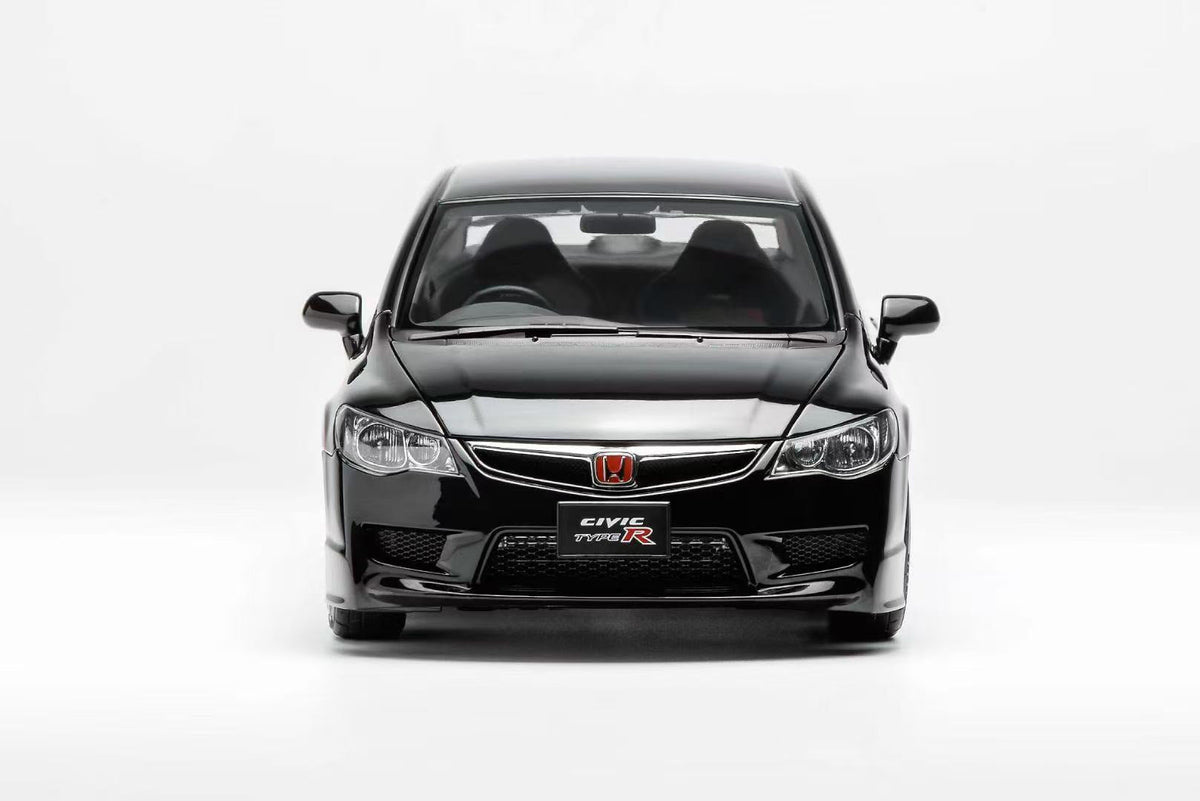 MOTORHELIX 1:18 Honda Civic Type R (FD2) 2007 Facelift M85406