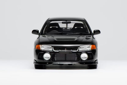 MOTORHELIX 1:18 Mitsubishi Lancer Evolution IV - Pirens Pearl Black M84002