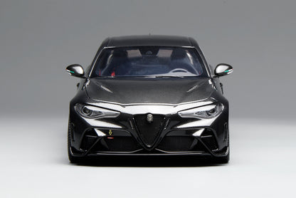 Motorhelix 1:18 Alfa Romeo Giulia GTAm Carbon Edition M89013