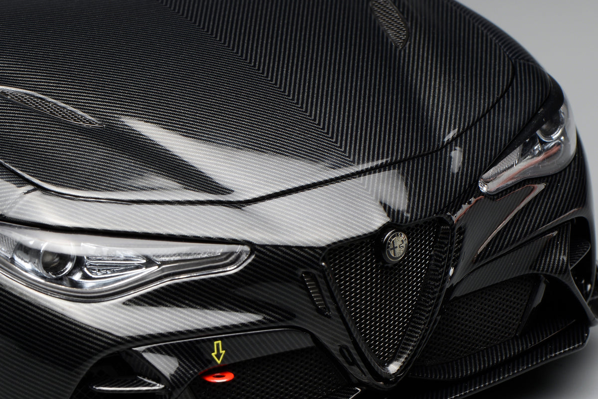 Motorhelix 1:18 Alfa Romeo Giulia GTAm Carbon Edition M89013