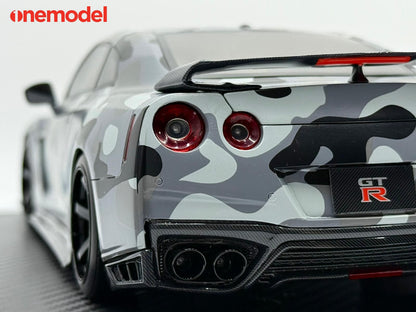 One Model 1:18 GTR R35 Custom Edition (5 Colours)