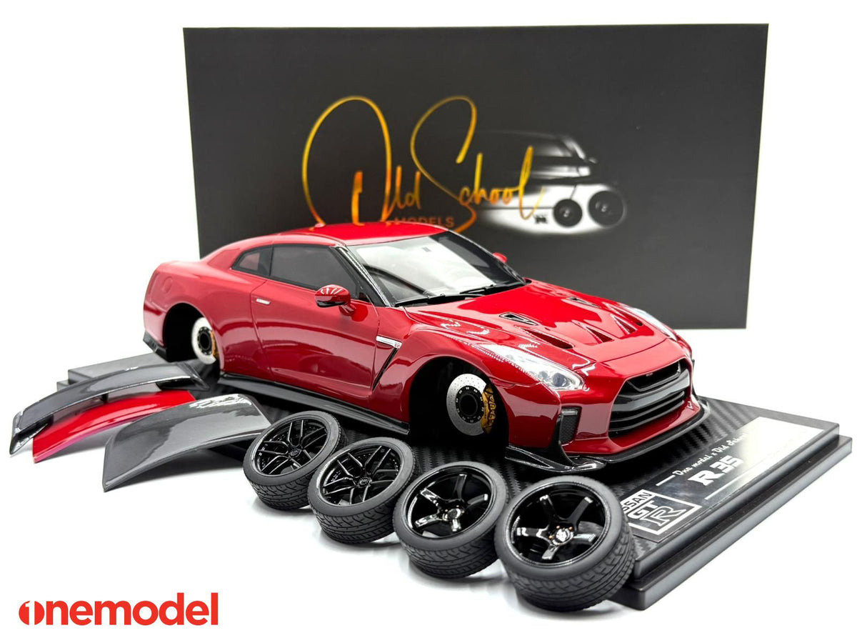 One Model 1:18 GTR R35 Custom Edition (5 Colours)