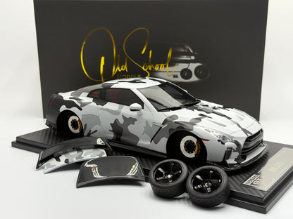 One Model 1:18 GTR R35 Custom Edition (5 Colours)