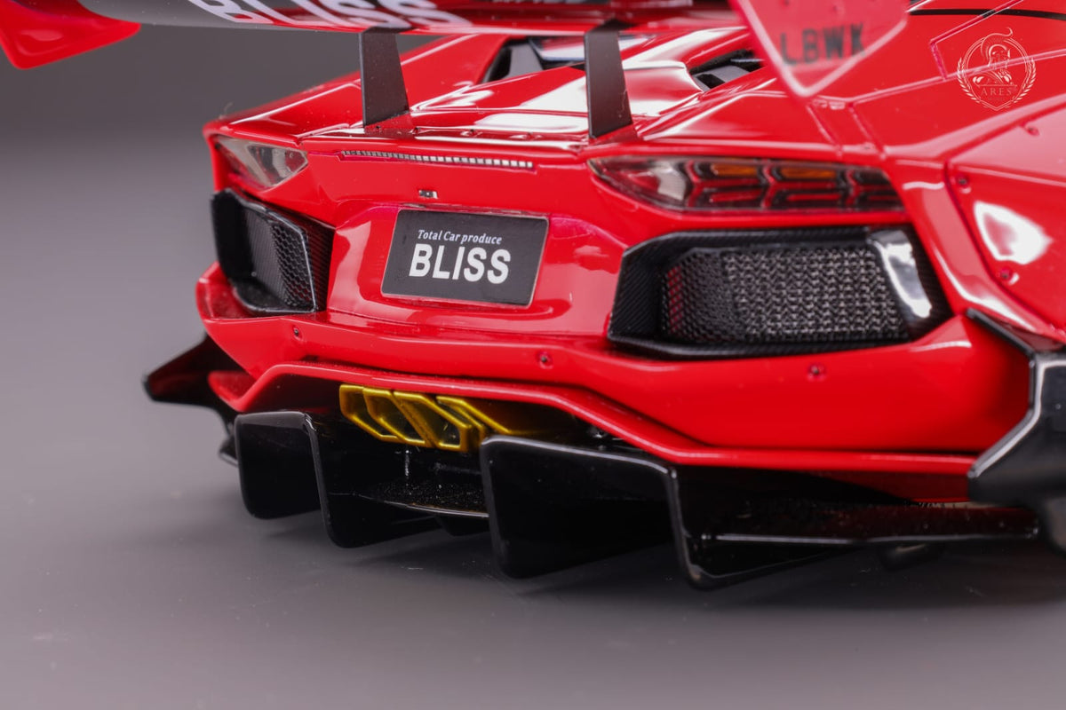 ARES Model 1:18 LB-PERFORMANCE Lamborghini Aventador 2.0 ROADSTER AM24L001