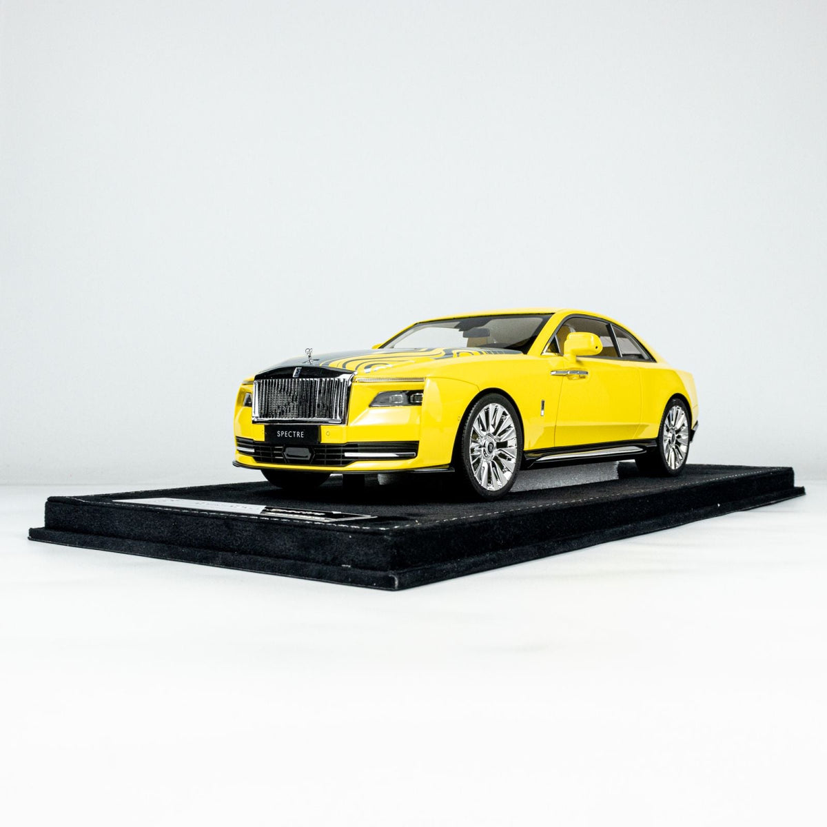 [Backorder] HH Model 1:18 Rolls-Royce Spectre (11 Colours)