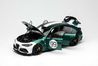 MOTORHELIX 1:18 Alfa Romeo Giulia GTAm Green Livery Two-Tone #99 M89014