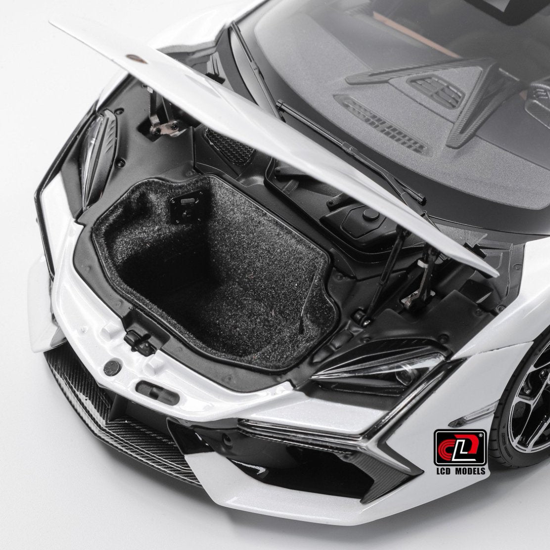 [Preorder] LCD 1:18 Lamborghini Revuelto White LCD18026-WH