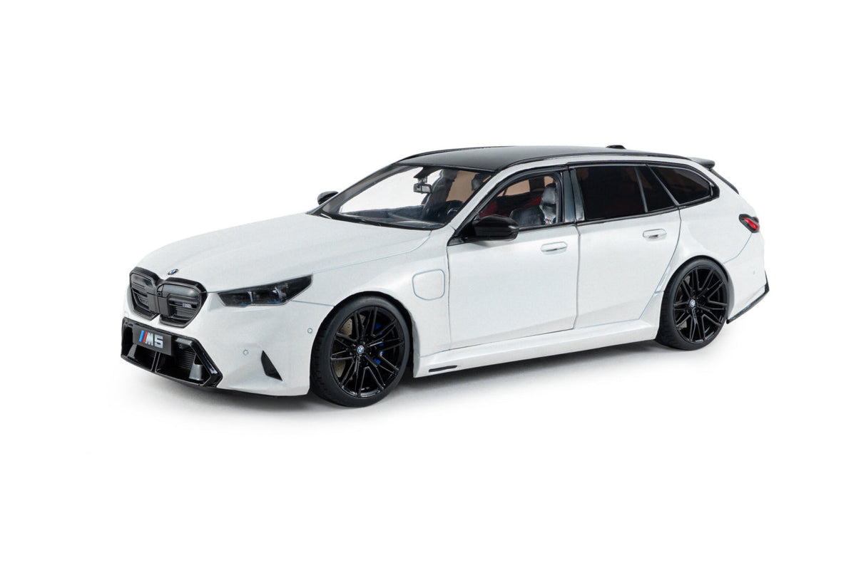 Solido 1:18 BMW M5 TOURING MARINA ALPINE WHITE SOLID 2025 S1814802