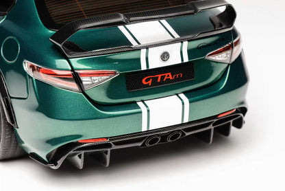 MOTORHELIX 1:18 Alfa Romeo Giulia GTAm Green Livery Two-Tone #99 M89014