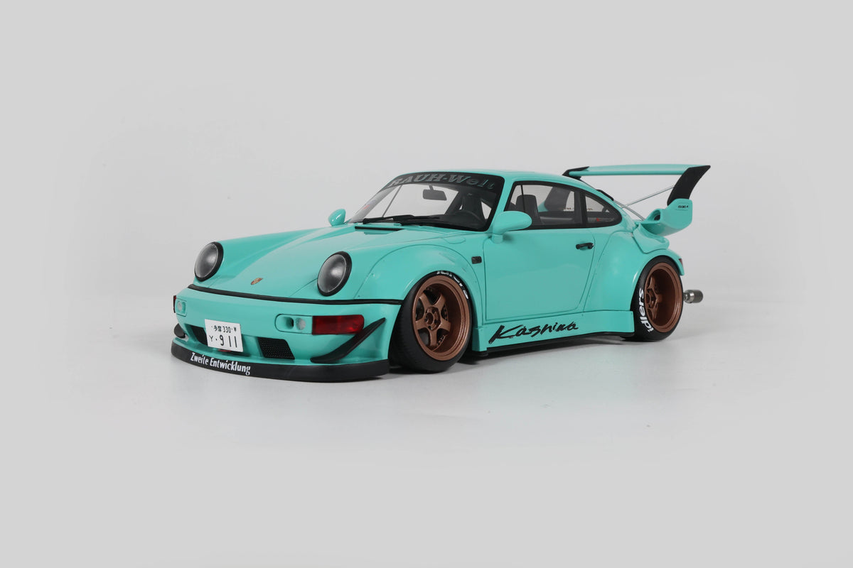 [Preorder] GT Spirit 1:18 PORSCHE RWB KASHIWA BLUE 2022 GT569