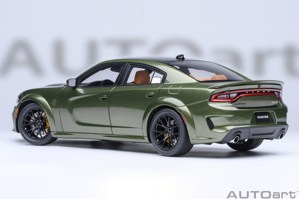 AUTOart 1:18 Dodge Charger SRT Hellcat Redeye jailbreak F8 Green 71752