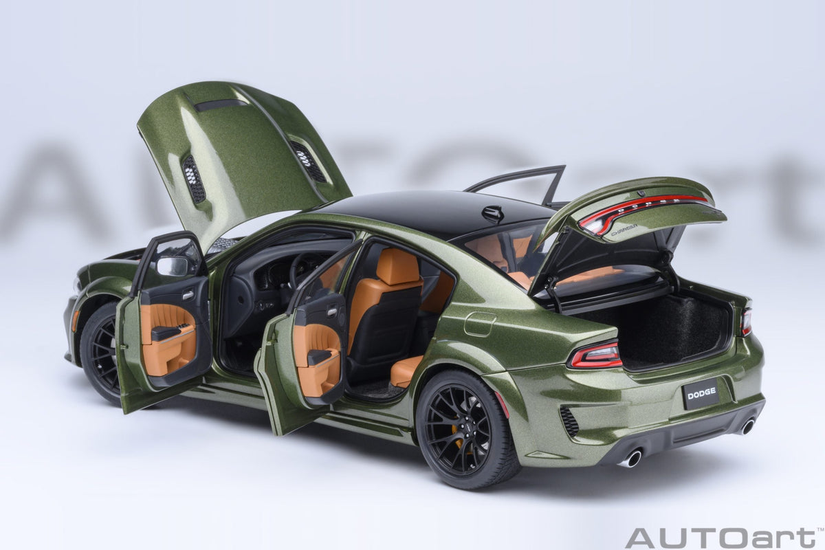 AUTOart 1:18 Dodge Charger SRT Hellcat Redeye jailbreak F8 Green 71752