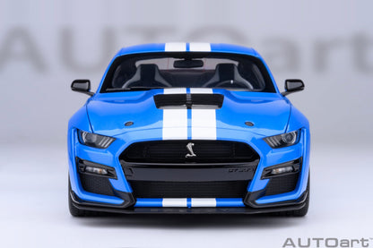 AUTOart 1:18 Ford Mustang Shelby GT500 (Grabber Blue) 73094