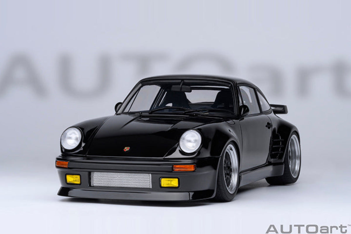 AUTOart 1:18 Porsche 911 Turbo WANGAN Midnight "Blackbird" 78158
