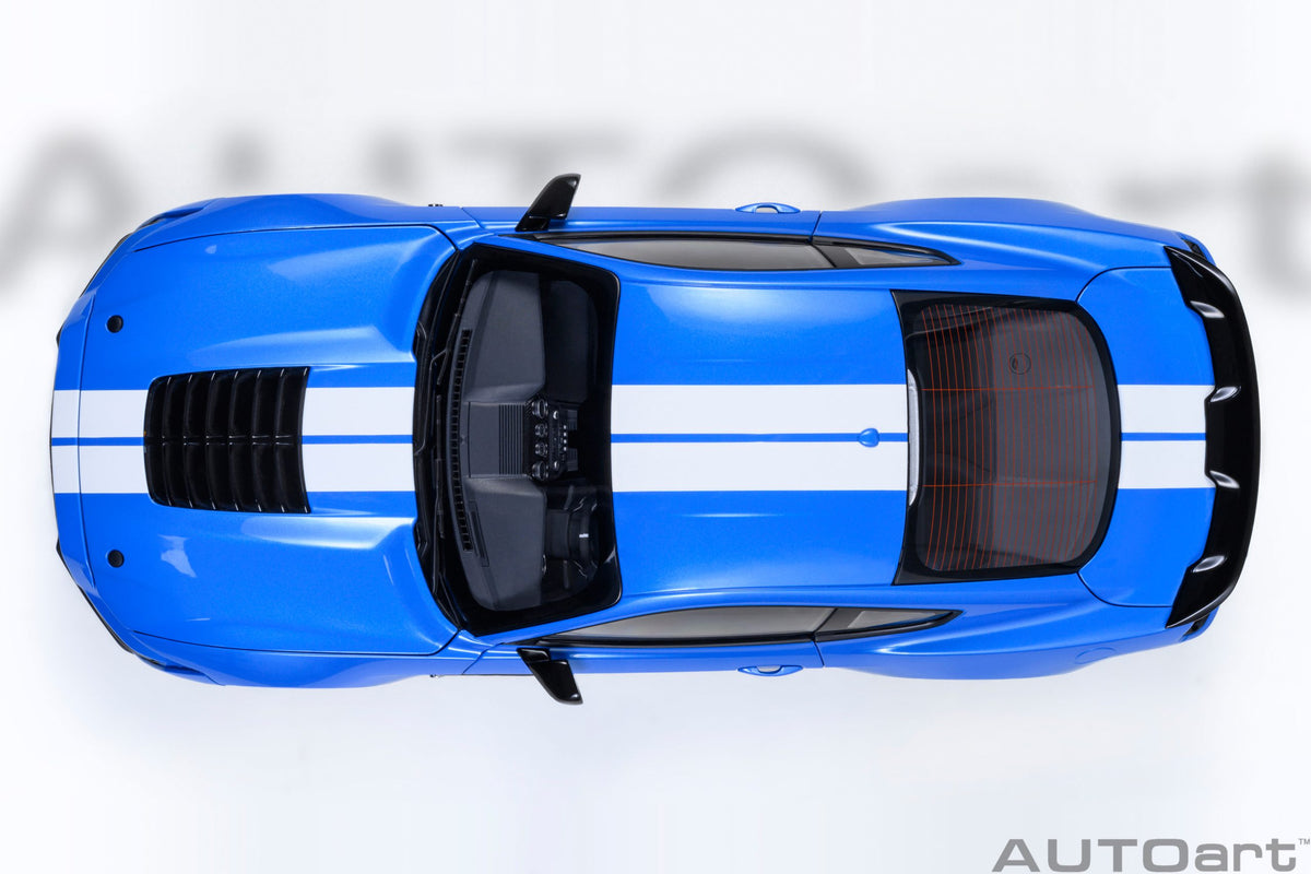 AUTOart 1:18 Ford Mustang Shelby GT500 (Grabber Blue) 73094