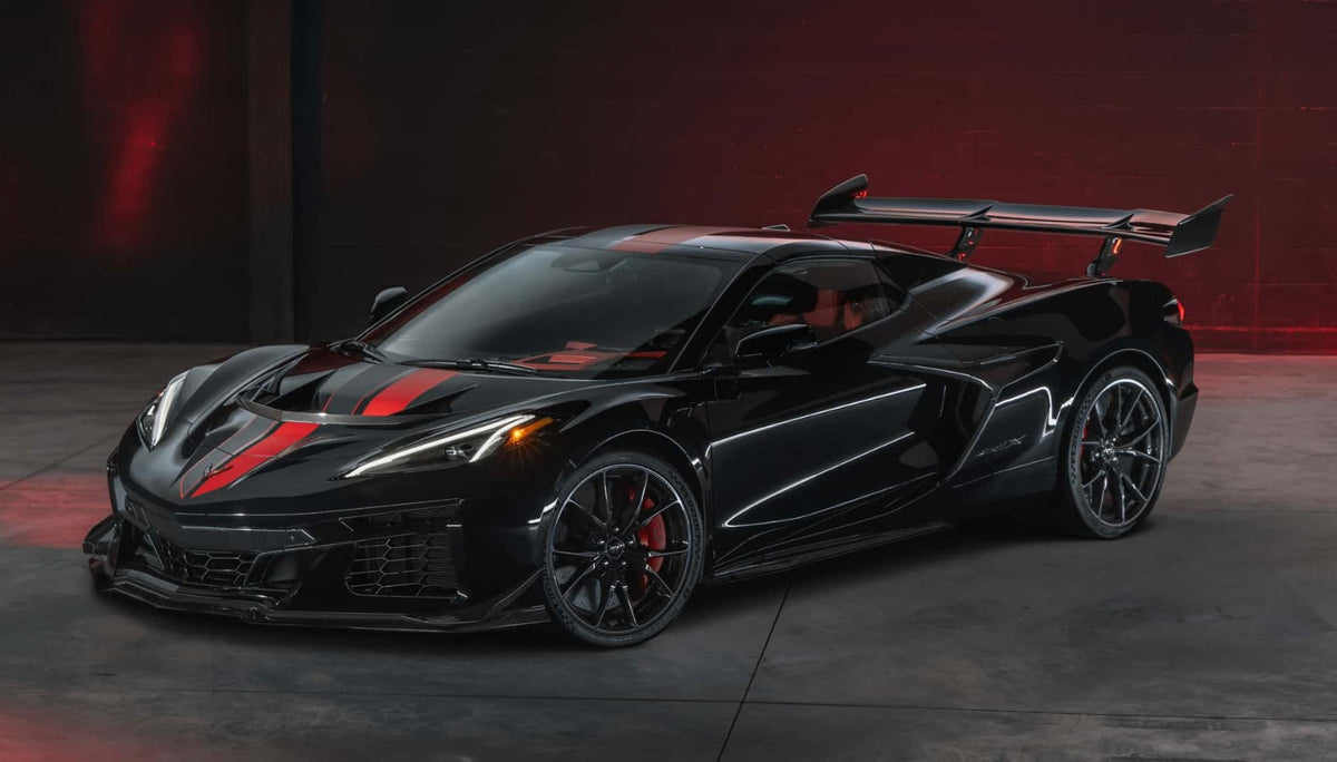 [Preorder] GT Spirit 1:18 CHEVROLET CORVETTE ZR1X BLACK 2025 GT1027