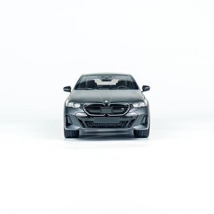 MINICHAMPS 1:18 BMW i5 - 2023 - Gray METALLIC 110023401