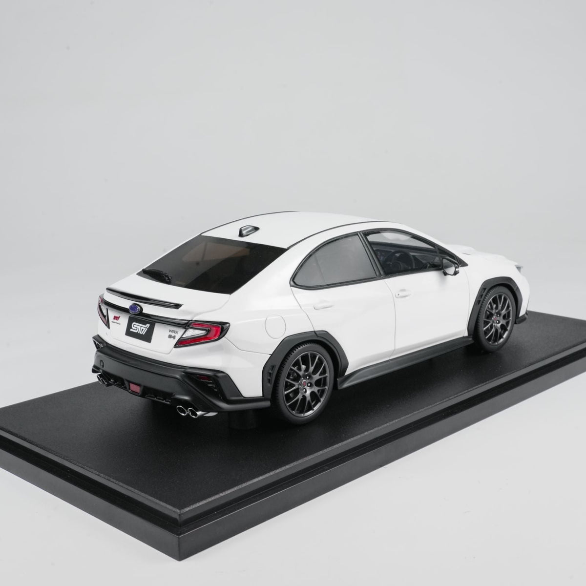 Kyosho 1:18 SUBARU WRX S4 STI SPORT # (White) KSR18063W