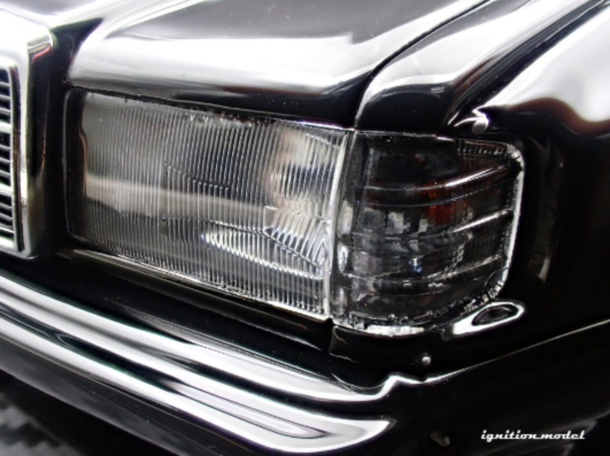 Ignition Model 1:18 PANDEM 190 Black IG3769