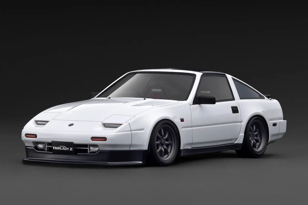 [Preorder] Ignition Model 1:18 NISSAN Fairlady Z 2-Seater 300ZR (Z31) White IG3894