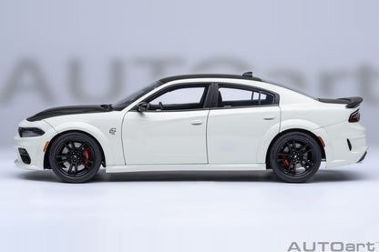 AUTOart 1:18 Dodge Charger SRT Hellcat Redeye jailbreak Knuckle White 71751