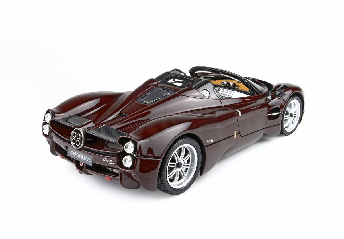 [Preorder] BBR 1:18 Pagani Utopia Roadster Full Carbon Red P18245A