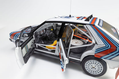 Kyosho 1:18 Lancia Delta HF 4WD 1987 Olympus Rally MARTINI ROSSI Nr. 3 08960E