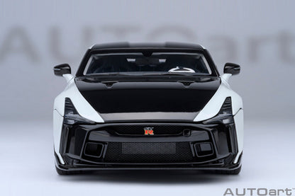 AUTOart 1:18 Nissan GT-R50 ITALDESIGN - Metallic White / Black 77511