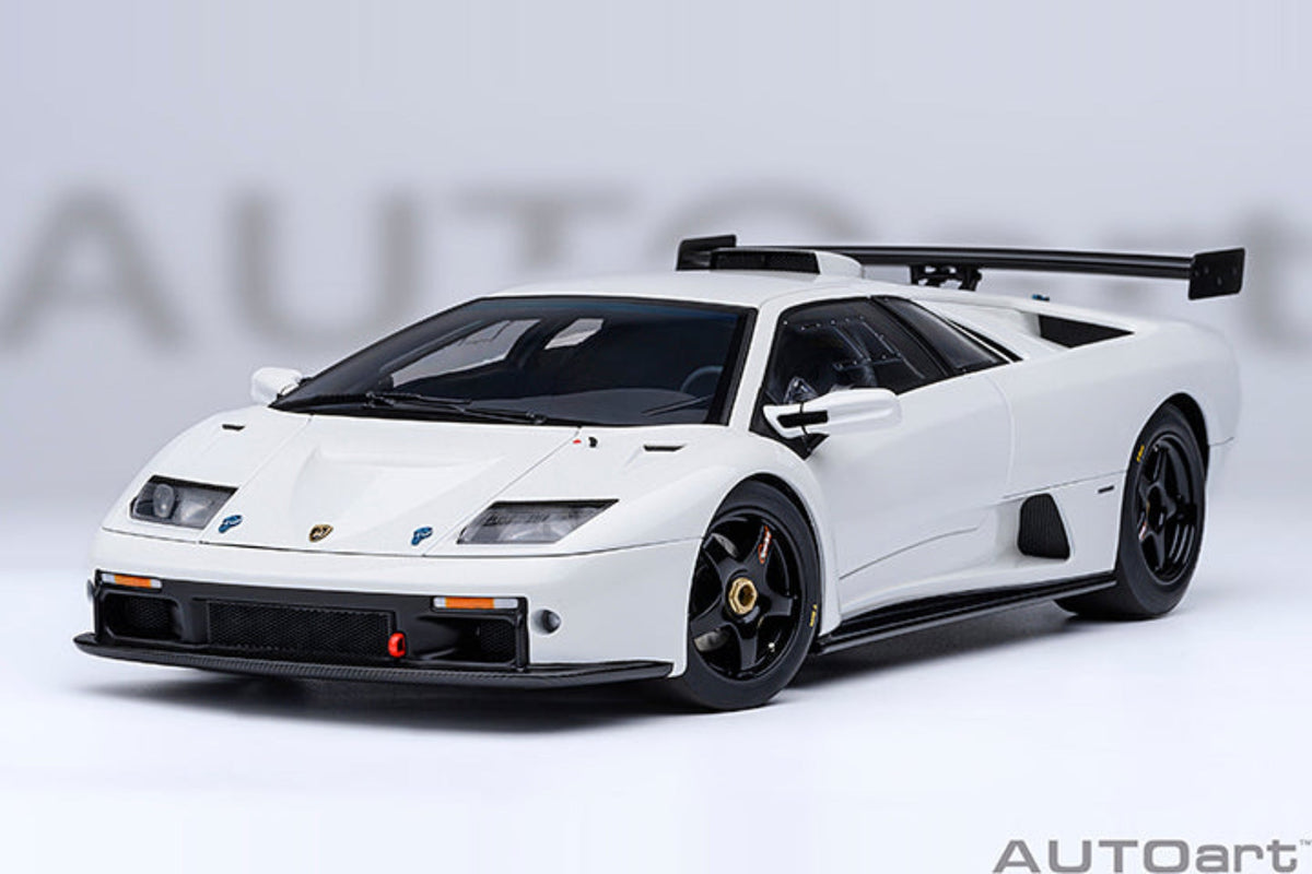 AUTOart 1:18 Lamborghini Diablo GT-R  - Impact White 79136