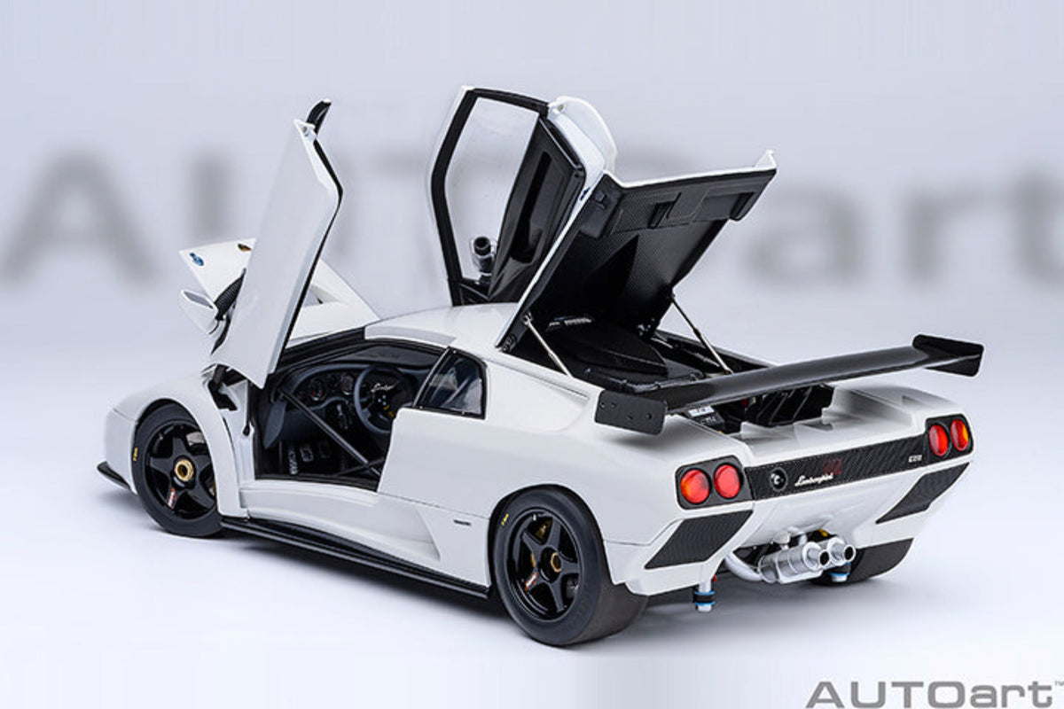 AUTOart 1:18 Lamborghini Diablo GT-R  - Impact White 79136