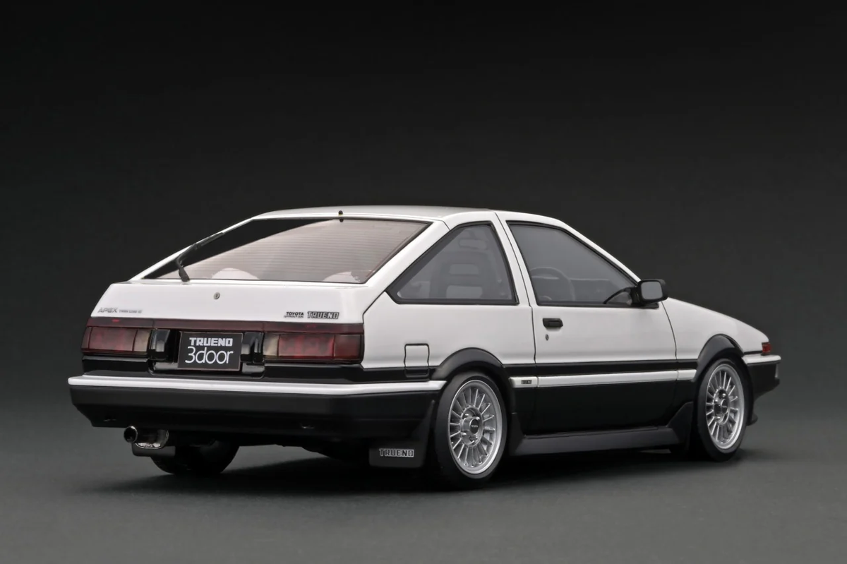 Ignition Model 1:18 Toyota Sprinter Trueno 3Dr GT Apex (AE86) White/Black with Genuine wheels IG3282