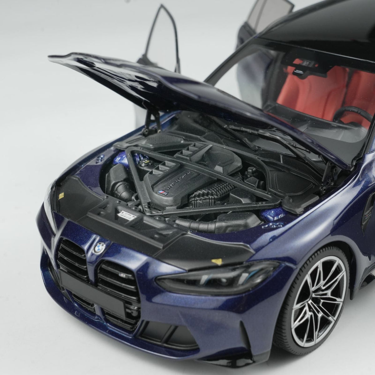 MINICHAMPS 1:18 BMW M3 TOURING-2024 - TANSANIT BLUE 113024016