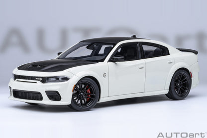 AUTOart 1:18 Dodge Charger SRT Hellcat Redeye jailbreak Knuckle White 71751