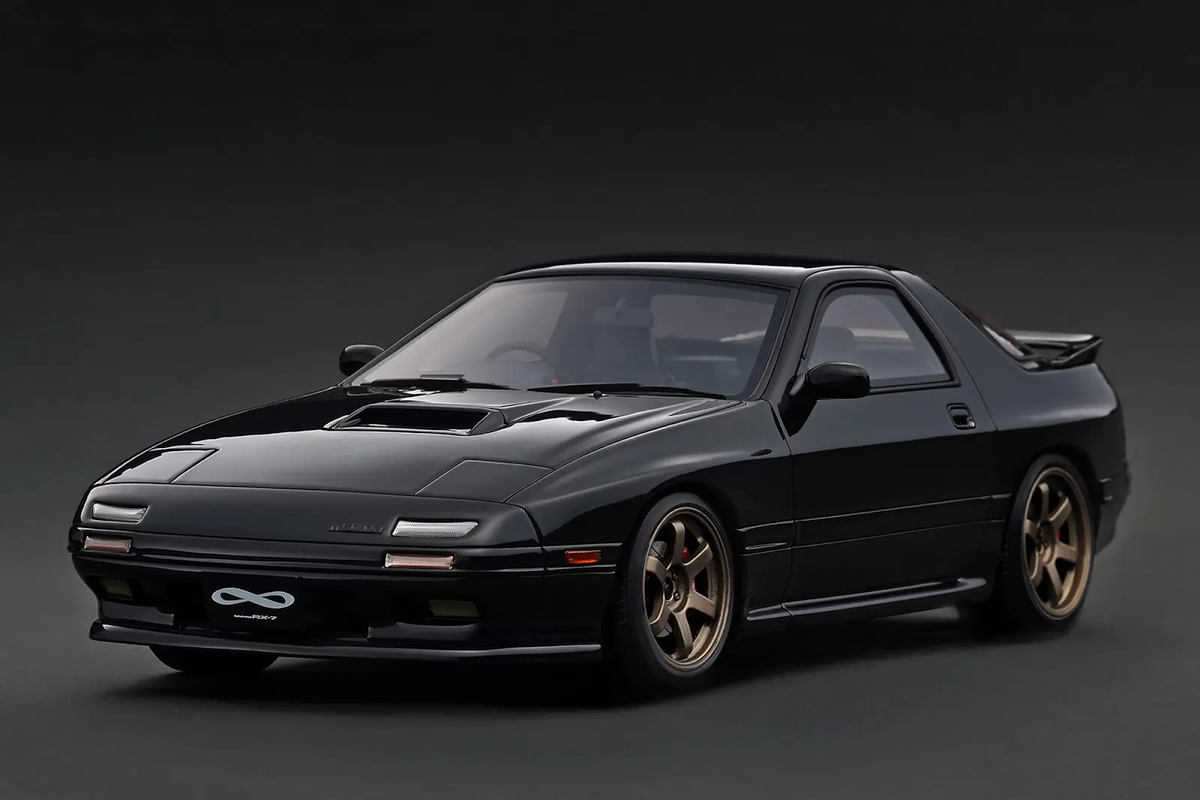 [Preorder] Ignition Model 1:18 Mazda Savanna RX-7 Infini (FC3S) Black IG4090