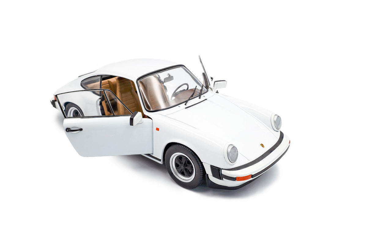 Solido 1:18 PORSCHE 911 (930) 3.0 SC WHITE 1974 S1802610