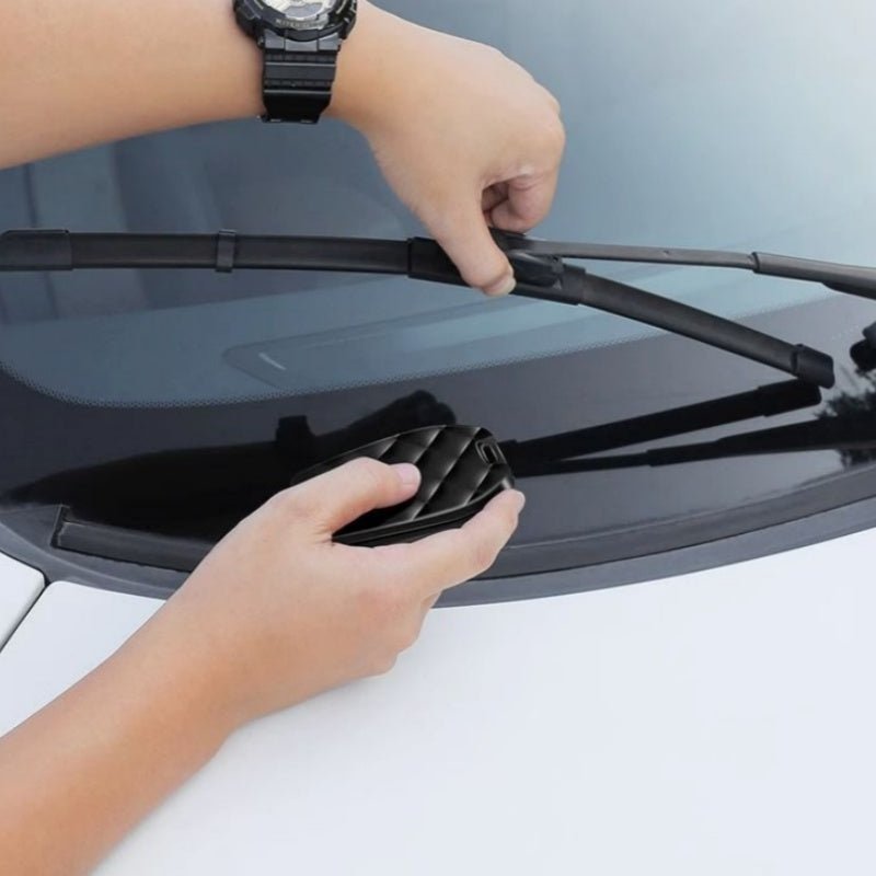 Wiper Blade Restorer Tool | Extends Blade Life | Easy Grip | Universal Fit